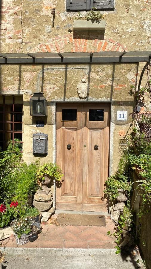 Residenza Buggiano Antica B&B - Charme Apartment In Tuscany Borgo a Buggiano Kültér fotó