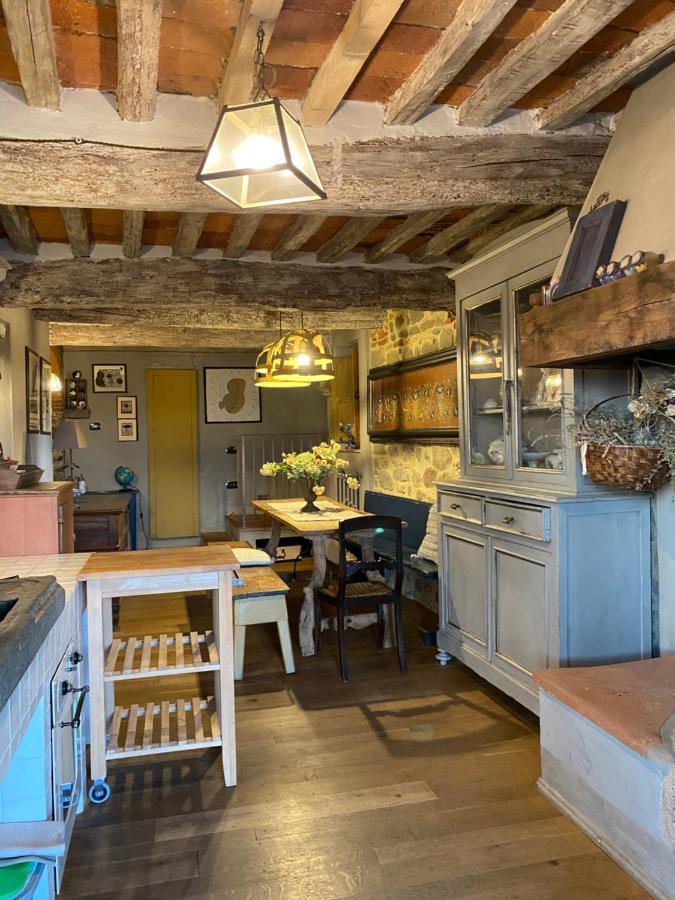 Residenza Buggiano Antica B&B - Charme Apartment In Tuscany Borgo a Buggiano Kültér fotó